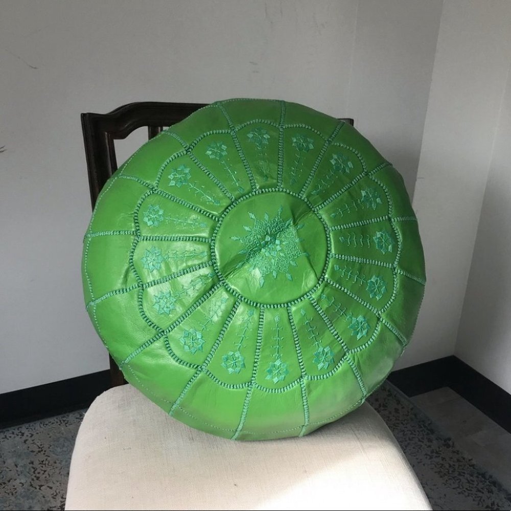 Green x large embroidered Moroccan handmade pouf - Picture 2 of 14